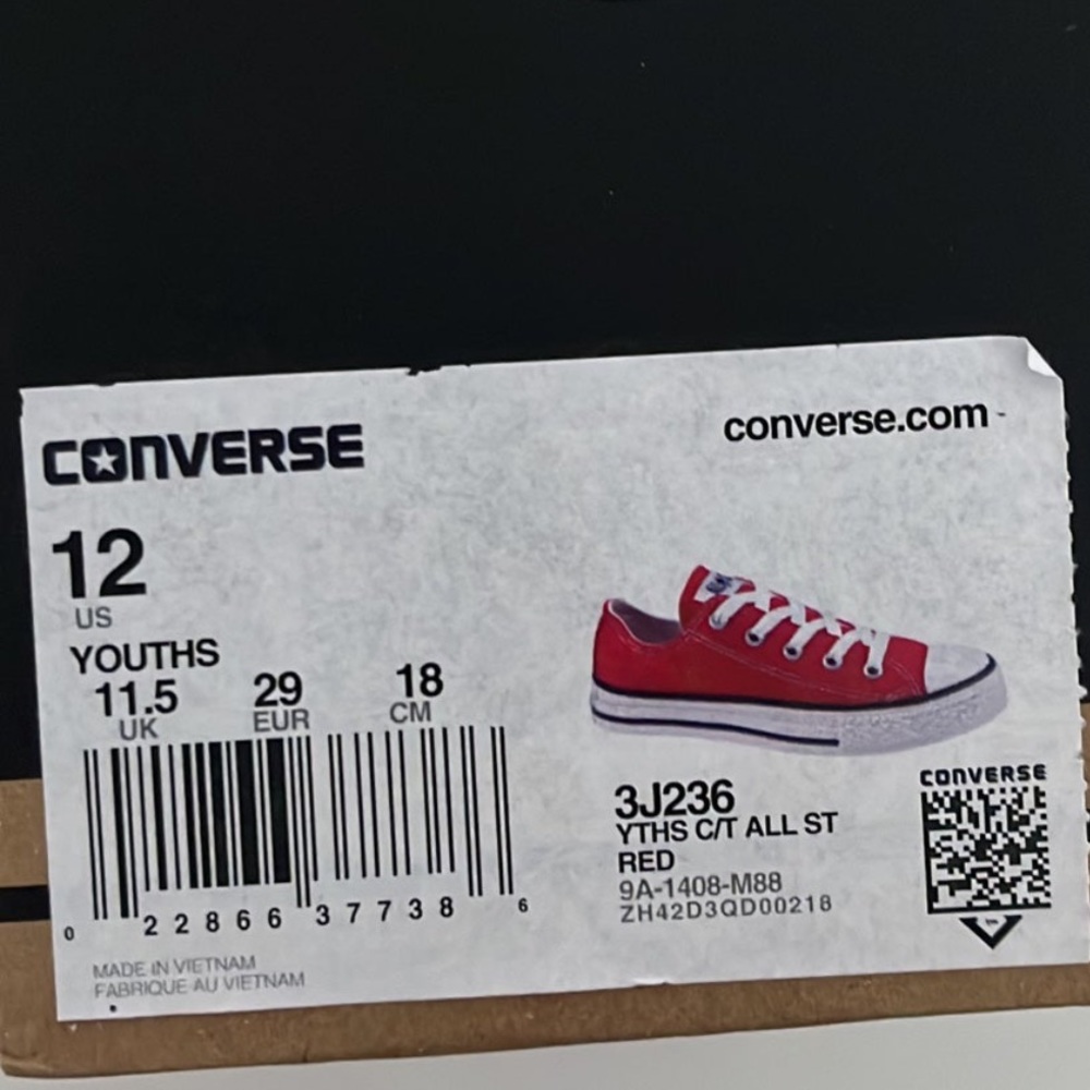 converse - Picture 12 of 12